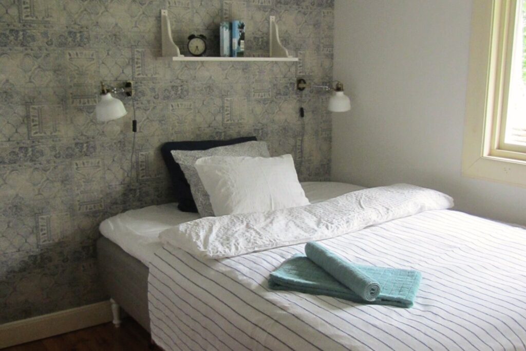 Sovrum med dubbelsäng